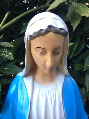 Moeder Maria / Mother Mary, groot polysteinen beeld, PRACHTIG.